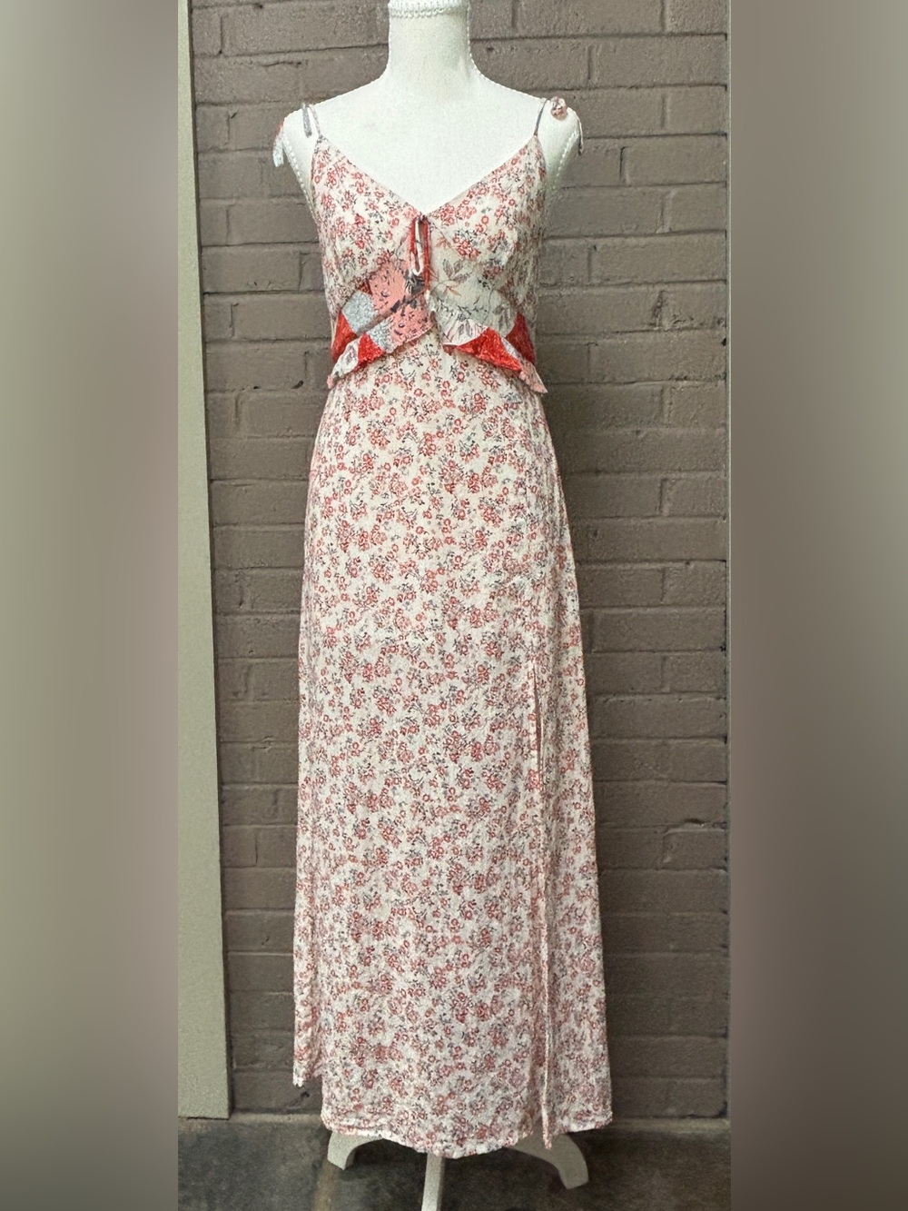White Room & Cactus sleeveless floral print dress M